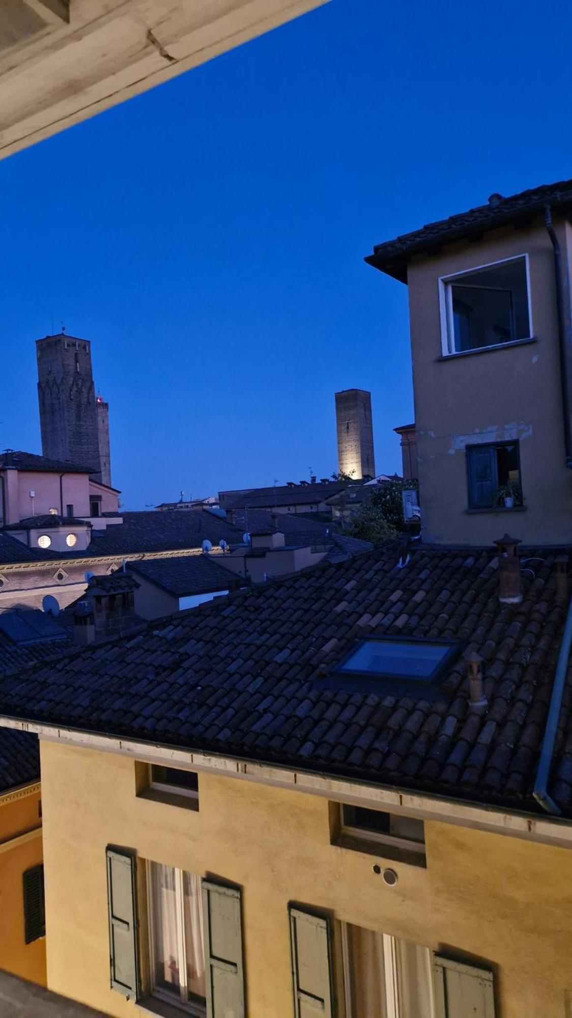 Monolocale Sui Tetti Di Bologna - Via Indipendenza Apartment Exterior photo